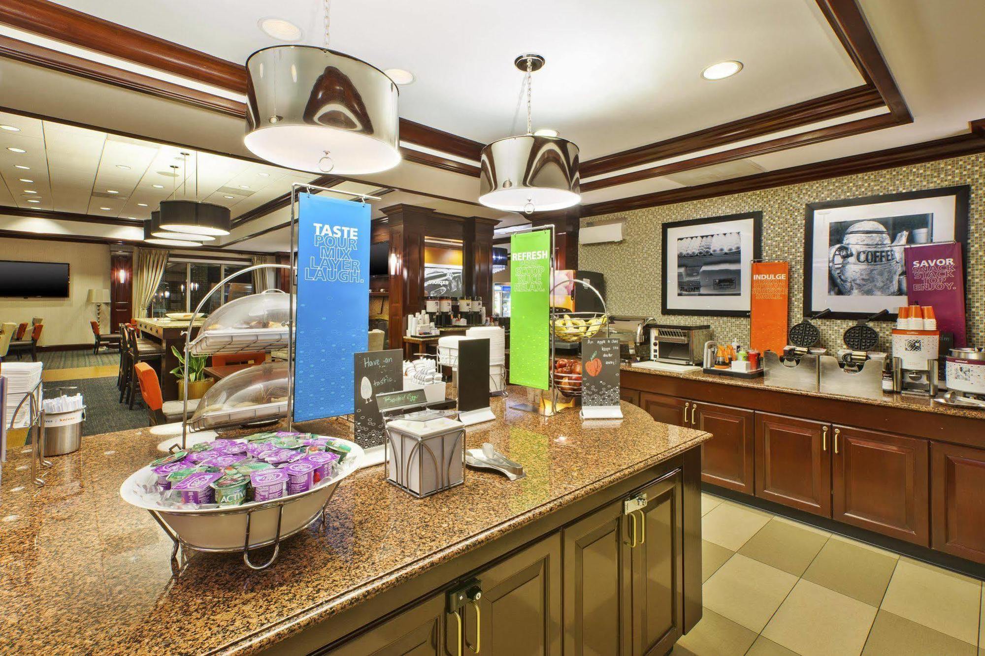 Hampton Inn Dulles/Cascades Sterling Exterior foto